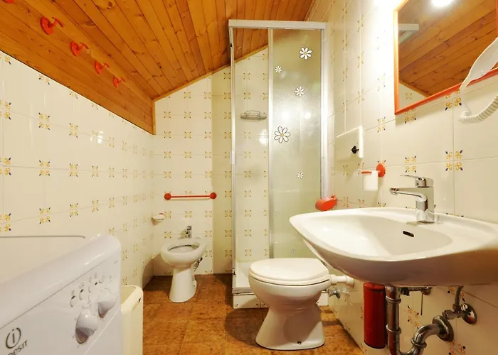 דירה Monti Pallidi-3 By Interhome